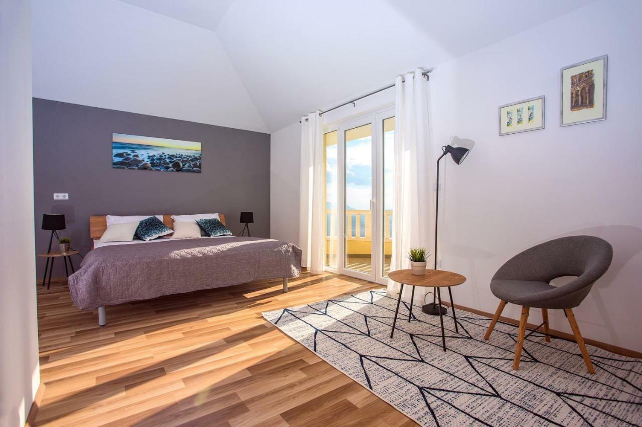 Villa Maslina, With Private 32M2Pool, Panoramic Views On 100Km Coastline, 12 Pax Lokva Rogoznica Exteriör bild