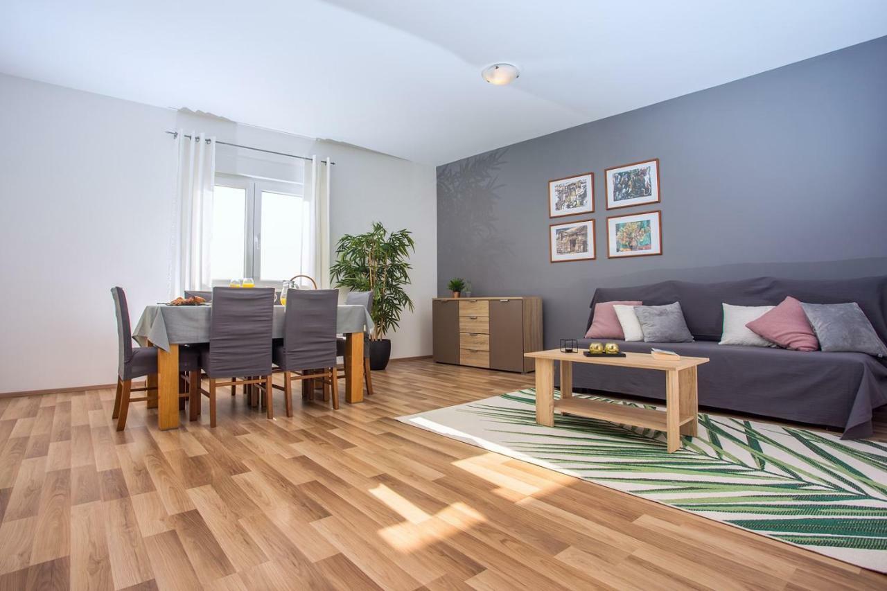 Villa Maslina, With Private 32M2Pool, Panoramic Views On 100Km Coastline, 12 Pax Lokva Rogoznica Exteriör bild