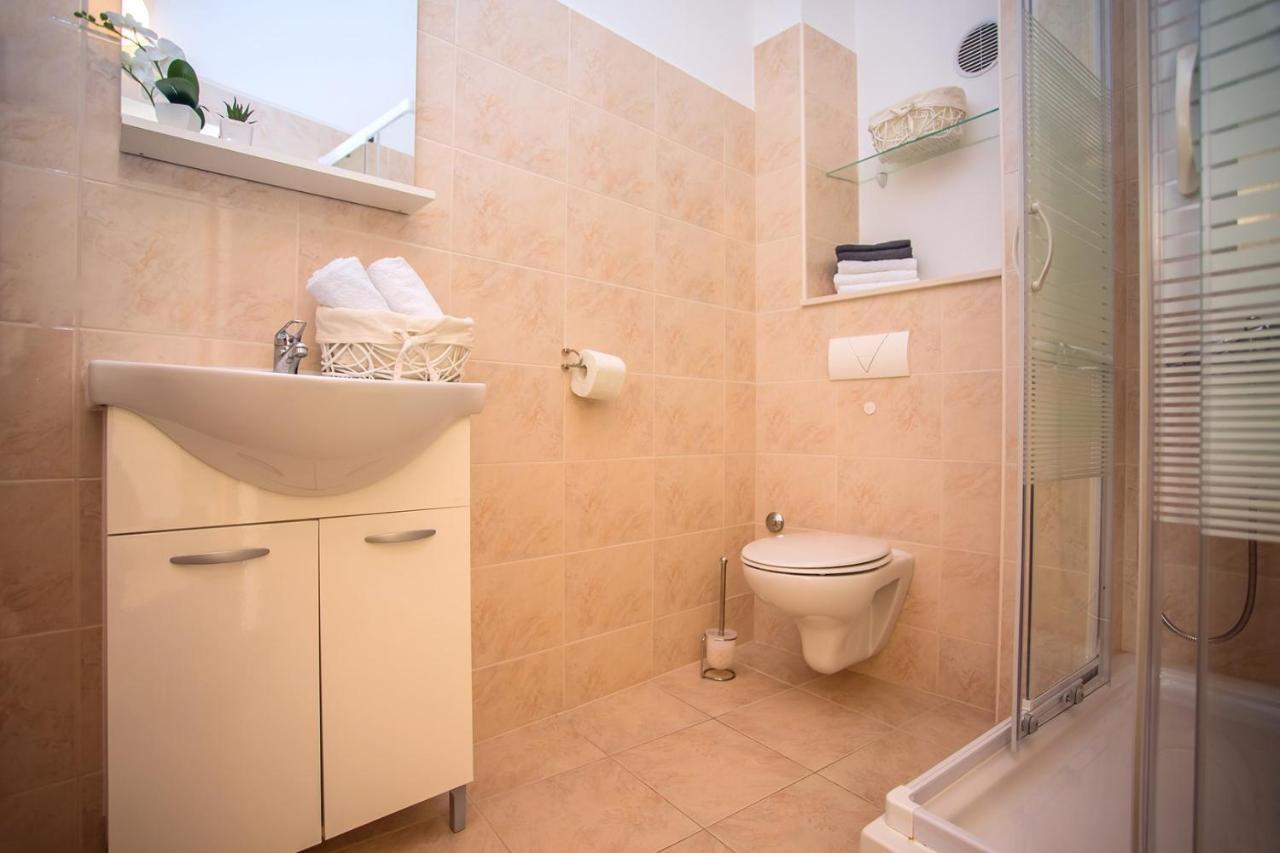 Villa Maslina, With Private 32M2Pool, Panoramic Views On 100Km Coastline, 12 Pax Lokva Rogoznica Exteriör bild